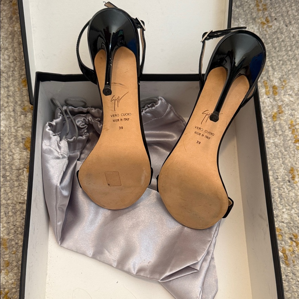 Giuseppe Zanotti Black Sandals with Silver Embellishments - Picture 3 of 3